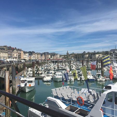 Entre Port Et Plage Apartment Dieppe Exterior foto